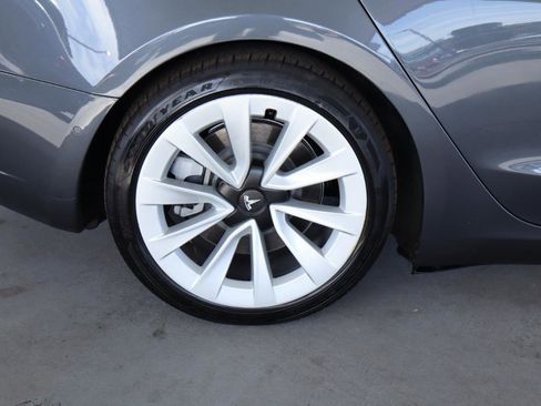 Used 2024 Tesla Model Y Long Range image 5