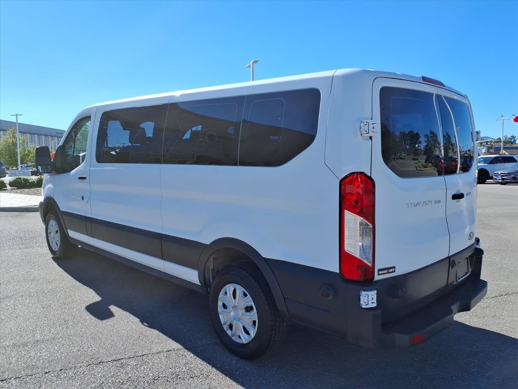 Used 2017 Ford Transit 350 XLT RWD image 3