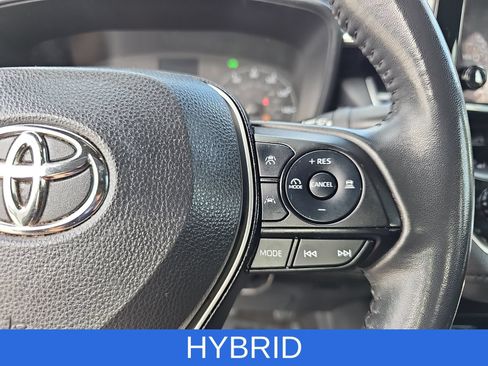 Used 2024 Toyota Corolla SE w/ SE Package FWD image 17