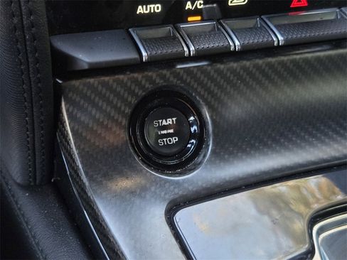 Used 2017 Jaguar F-TYPE Coupe image 18