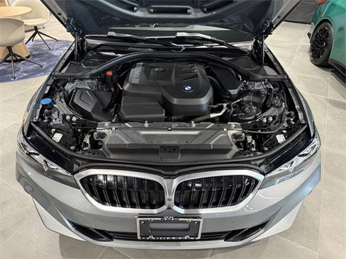 Used 2025 BMW 330i xDrive Sedan w/ Convenience Package image 23