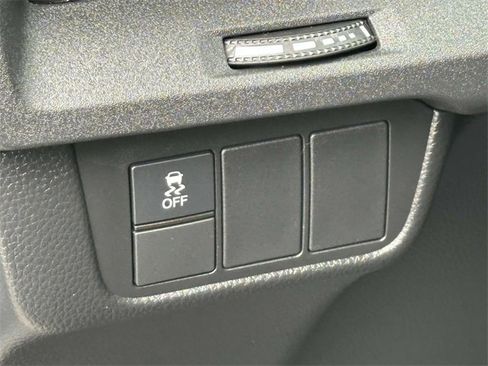 Used 2025 Honda CR-V LX image 22