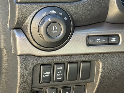 Used 2023 Nissan Titan PRO-4X w/ Pro-4x Convenience Package image 23