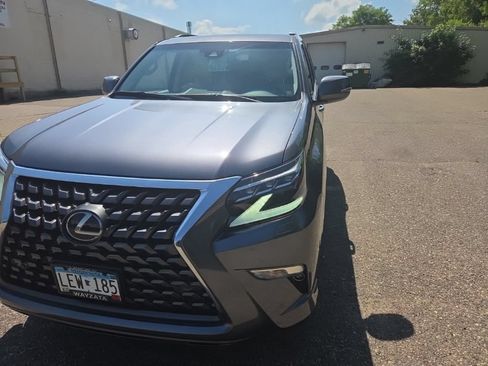 Used 2023 Lexus GX 460 Premium w/ Premium Package AWD/4WD image 4