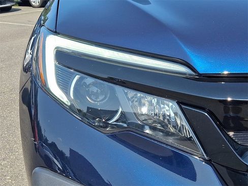 Used 2022 Honda Pilot Sport image 9