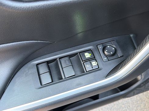 Certified 2024 Toyota RAV4 LE FWD image 31