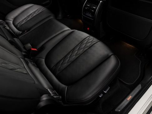 Used 2025 BMW X7 xDrive40i image 51