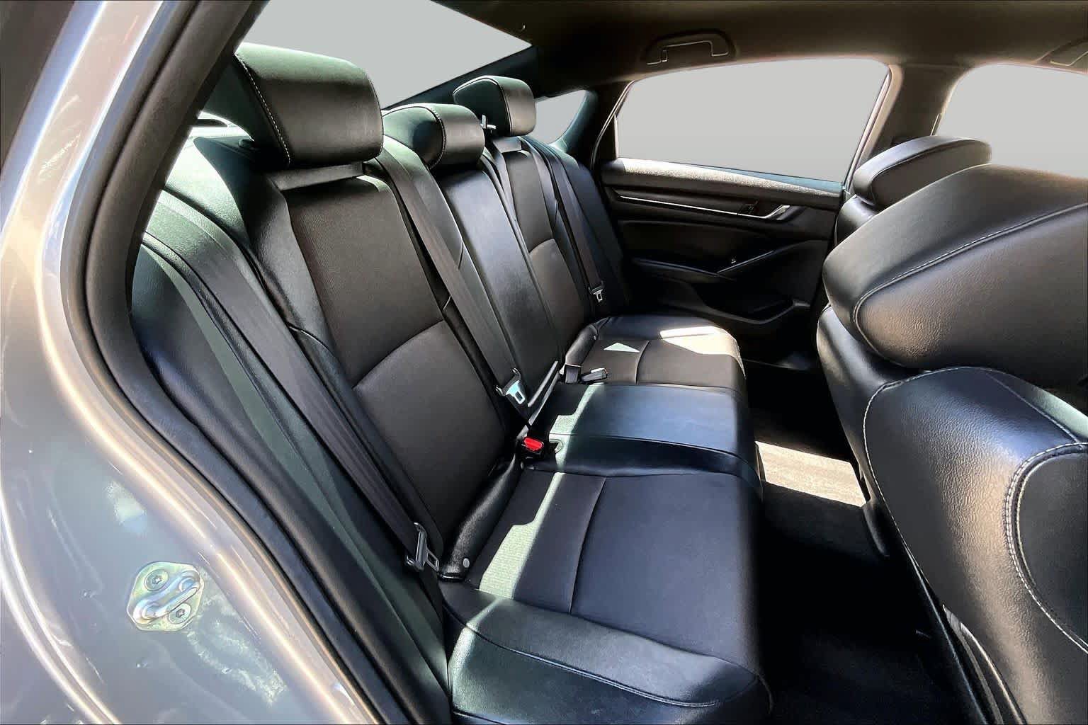 Used 2021 Honda Accord Sport image 19