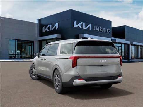 New 2026 Kia Carnival EX FWD image 4
