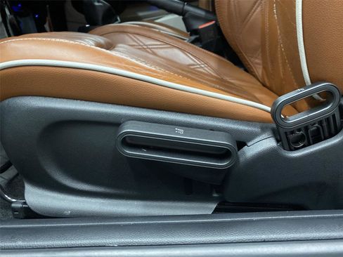 Used 2018 MINI Cooper S image 18