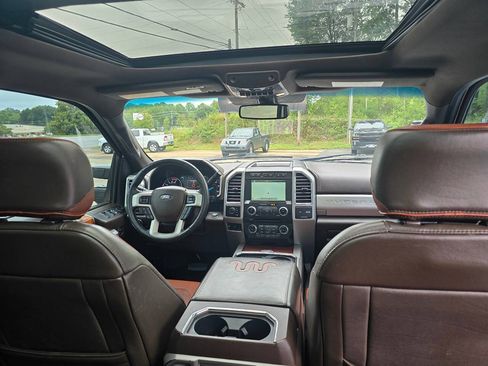 Used 2018 Ford F350 King Ranch w/ King Ranch Ultimate Package AWD/4WD image 24