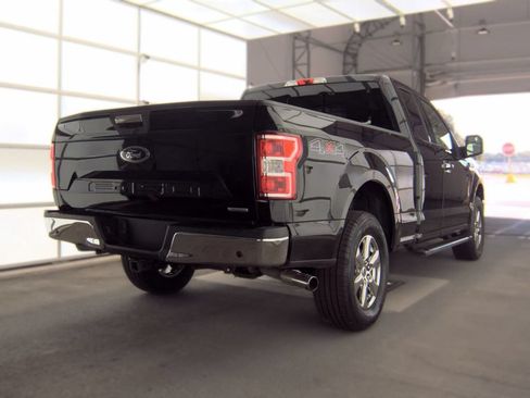 Used 2019 Ford F150 XLT w/ Equipment Group 302A Luxury AWD/4WD image 4