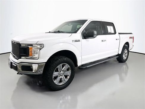 Used 2018 Ford F150 XLT w/ Equipment Group 302A Luxury image 3