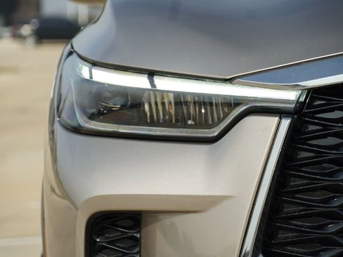 Certified 2023 INFINITI QX60 Luxe w/ Cargo Package image 2