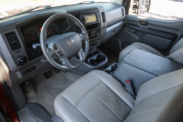 Used 2016 Nissan NV 3500 SL RWD image 25