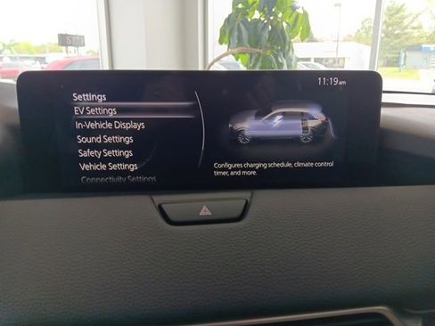 Certified 2025 MAZDA CX-90 Plug-In Hybrid w/Premium Sport image 23