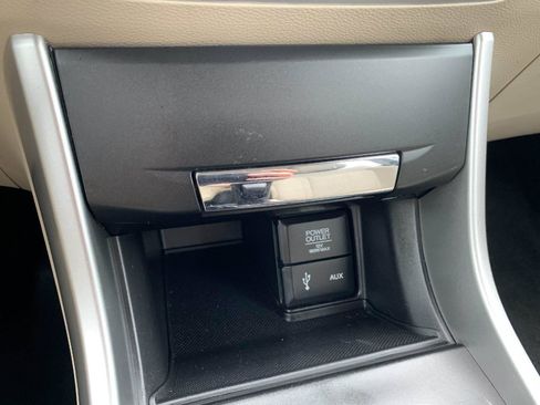 Used 2015 Honda Accord EX-L image 25