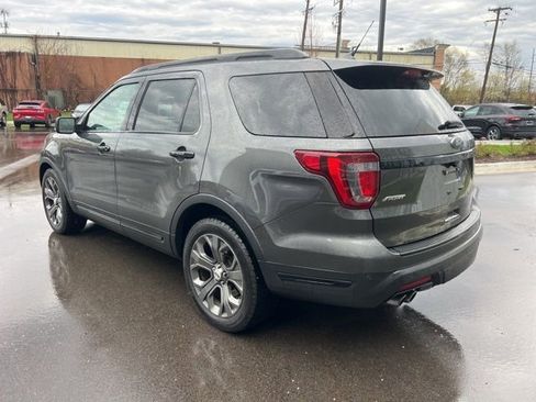 Used 2018 Ford Explorer Sport w/ Equipment Group 401A image 7