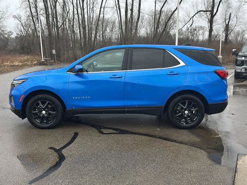 Used 2024 Chevrolet Equinox LT w/ LPO, Floor Liner Package image 2