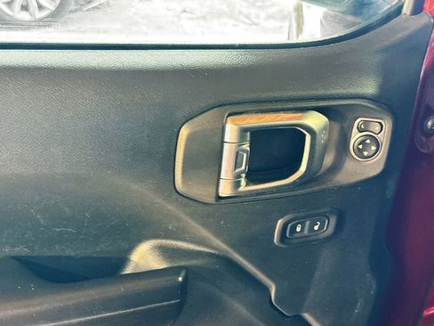 Used 2021 Jeep Wrangler Unlimited Sport AWD/4WD image 19
