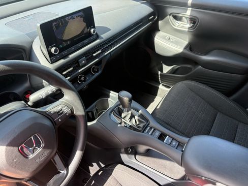 Certified 2023 Honda HR-V LX image 16