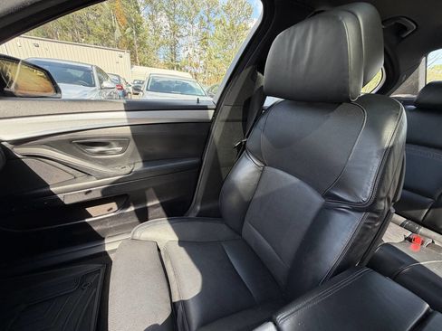 Used 2015 BMW 550i xDrive Sedan image 27