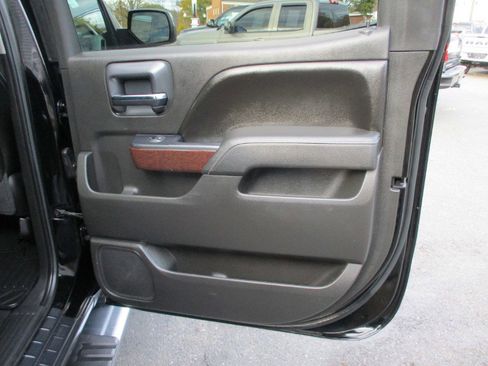 Used 2015 GMC Sierra 1500 SLT w/ SLT Crew Cab Value Package image 33