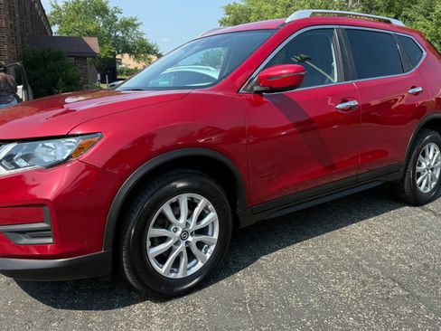 Used 2017 Nissan Rogue SV AWD/4WD image 5