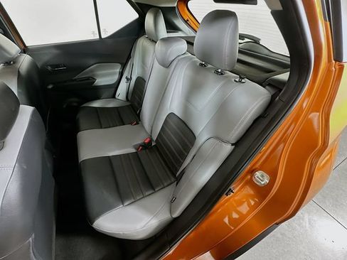 Used 2021 Nissan Kicks SR w/ SR Premium Package FWD image 28