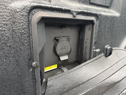 Used 2023 Ford F150 XLT w/ Equipment Group 302A High image 29