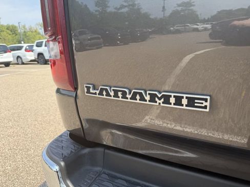 Used 2023 RAM 1500 Laramie AWD/4WD image 14