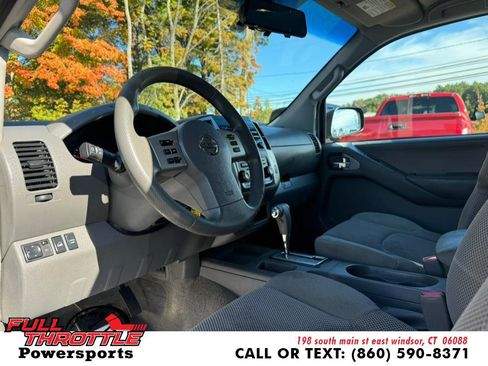 Used 2014 Nissan Frontier SV AWD/4WD image 21