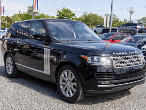 Used 2017 Land Rover Range Rover HSE AWD/4WD image 8