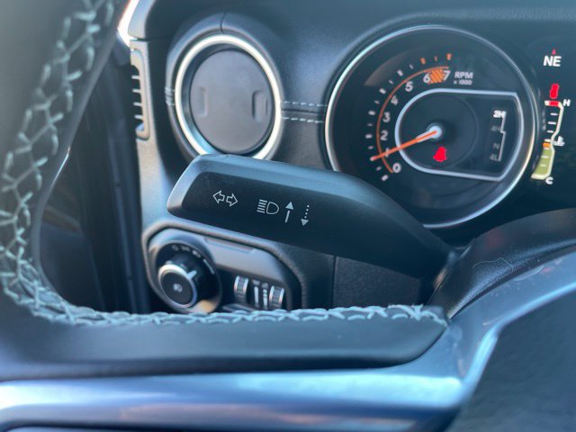Used 2022 Jeep Wrangler Unlimited Sahara w/ Cold Weather Group AWD/4WD image 28