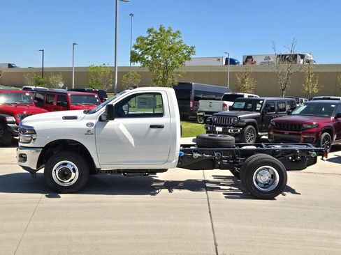 New 2026 RAM 3500 Tradesman AWD/4WD image 2
