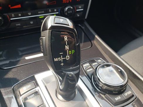 Used 2014 BMW 550i Gran Turismo xDrive AWD/4WD image 20