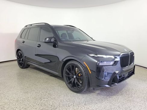 Used 2024 BMW X7 M60i AWD/4WD image 4