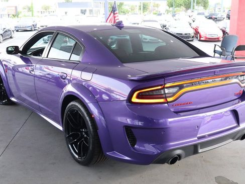 Used 2023 Dodge Charger SRT Hellcat w/ Harman/Kardon Audio Group RWD image 7