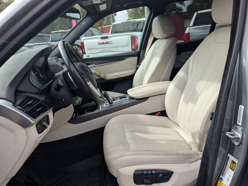 Used 2018 BMW X5 xDrive40e image 11