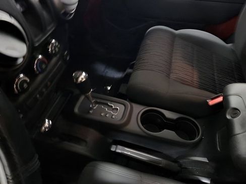 Used 2012 Jeep Wrangler Sport image 23
