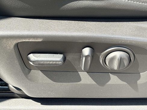 Used 2020 GMC Sierra 1500 SLT w/ SLT Premium Plus Package image 17