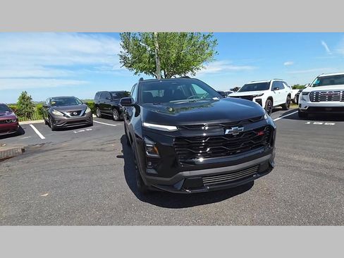 New 2026 Chevrolet Equinox RS w/ Safety and Technology Package FWD image 24