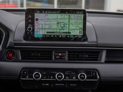 New 2025 Honda Pilot Touring image 18