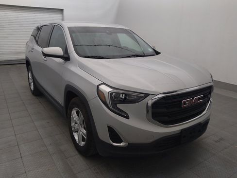 Used 2020 GMC Terrain SLE FWD image 13