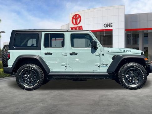 Used 2023 Jeep Wrangler Unlimited AWD/4WD image 3