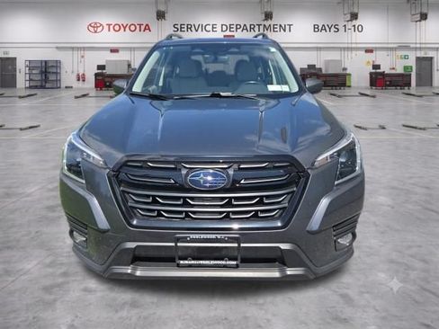 Used 2023 Subaru Forester Premium AWD/4WD image 3