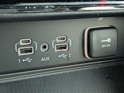 New 2025 Jeep Grand Cherokee Laredo X w/ Luxury Tech Group I image 21