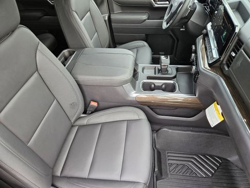 New 2026 Chevrolet Silverado 1500 LT Trail Boss w/ LT Trail Boss Premium Package AWD/4WD image 19