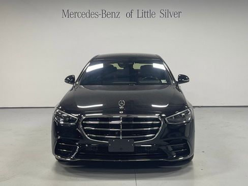 Used 2025 Mercedes-Benz S 580 4MATIC Sedan image 9
