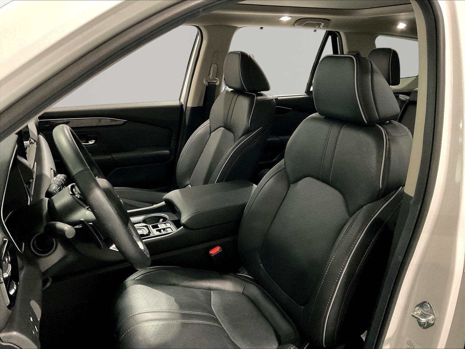 Used 2025 Honda Pilot Elite image 21